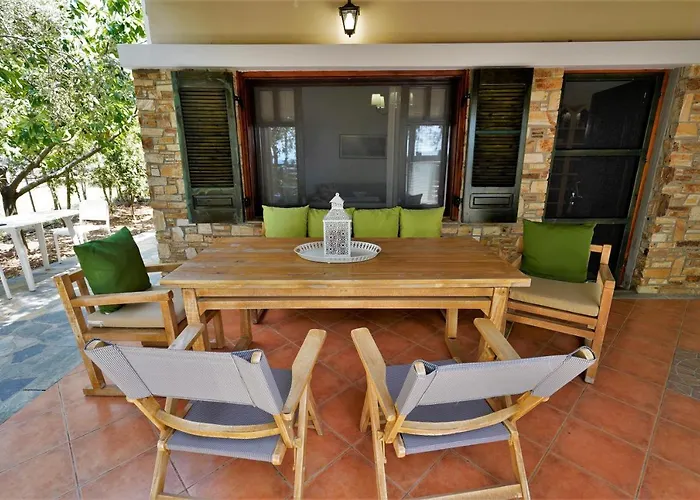 Al Mare بيت للعطل *